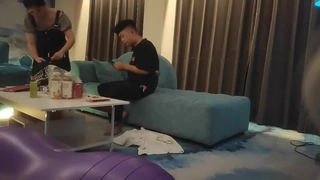 00后爆乳学姐,高冷外表下的淫荡