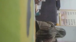 甜美卡哇伊！開房和炮友操逼，浴室洗澡堅挺白嫩奶子，美臀騎乘位套弄